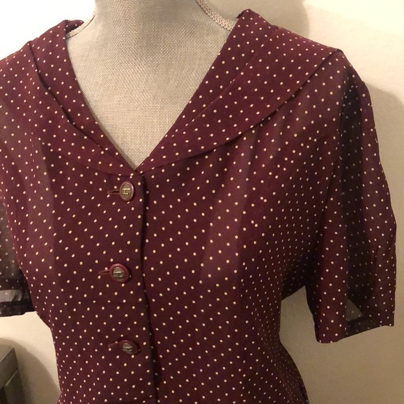 Polka dot burgundy button up pin up collar - Picture 2 of 5